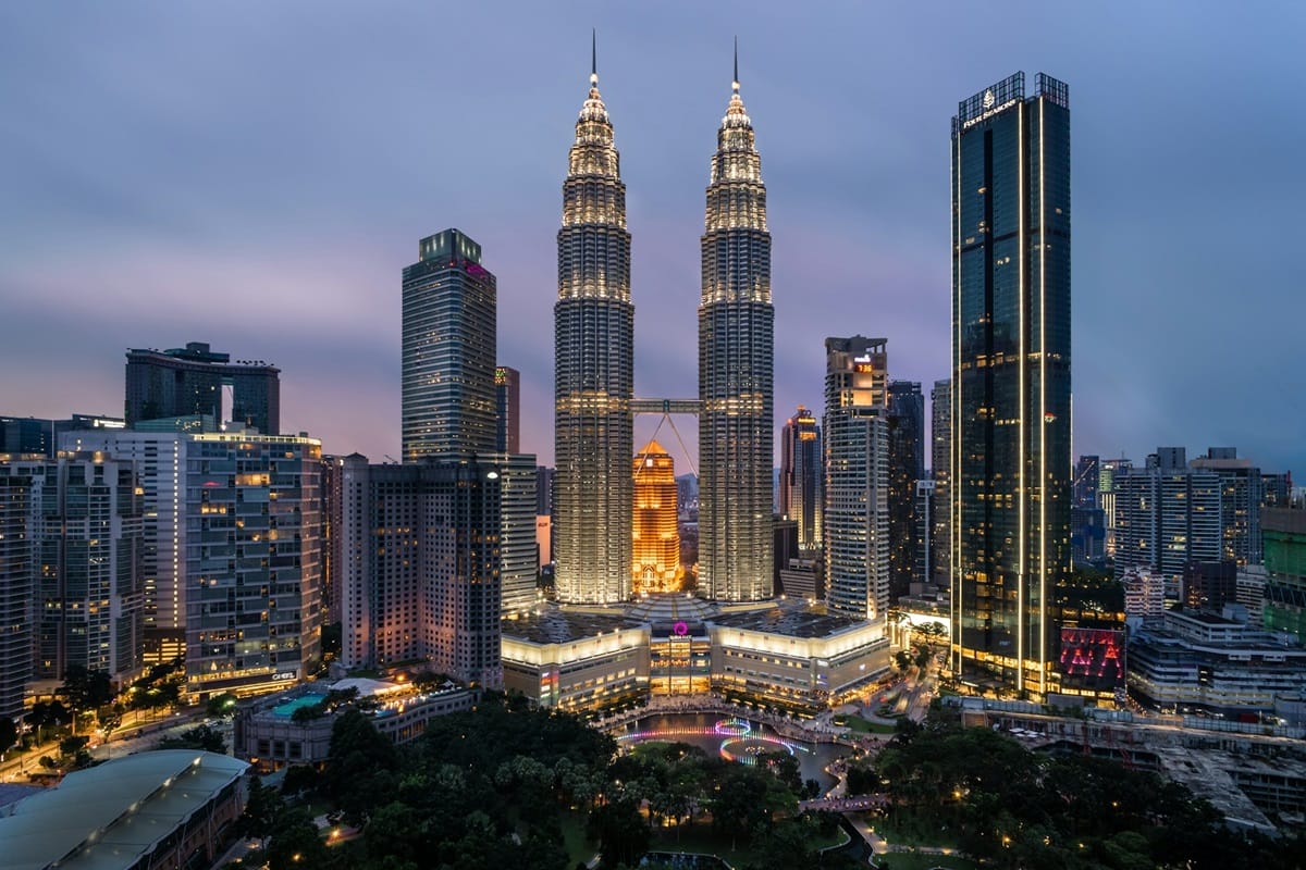 Malaysia Gains Chinese Investors to Build More Data Centers